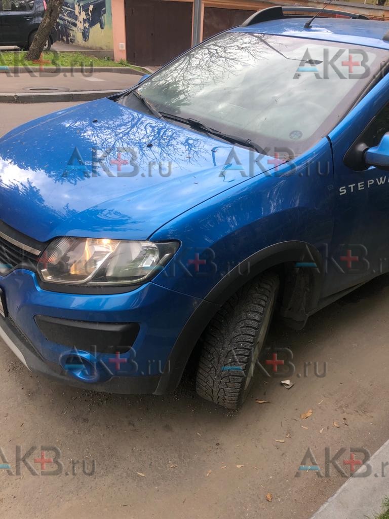 Замена аккумулятора на Renault Sandero II 2013 - 2018 1.6 (102 л.с.)