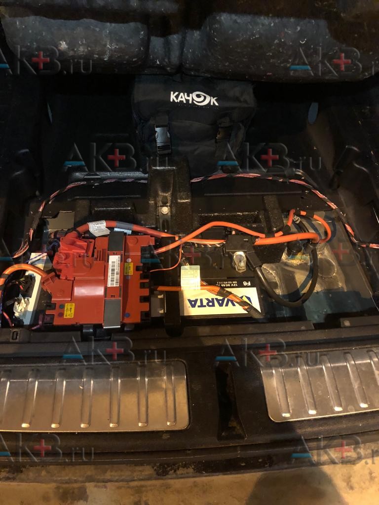 Замена аккумулятора на BMW X3 II (F25) 2010 - 2014 35i xDrive 3.0 (306 л.с.)