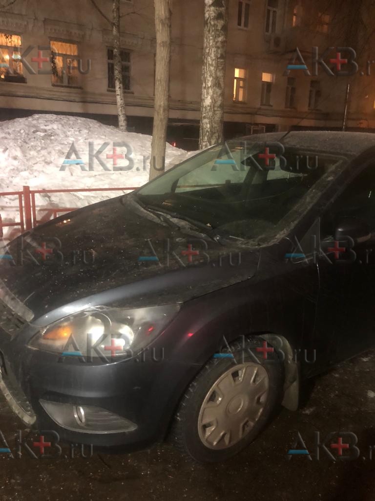 Замена аккумулятора на Ford Focus II Рестайлинг 2007 - 2011 1.6 (115 л.с.)