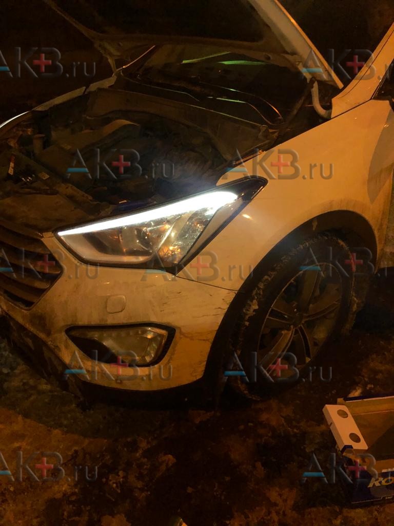 Замена аккумулятора на Hyundai Santa Fe III 2012 - 2016 2.2d (197 л.с.)