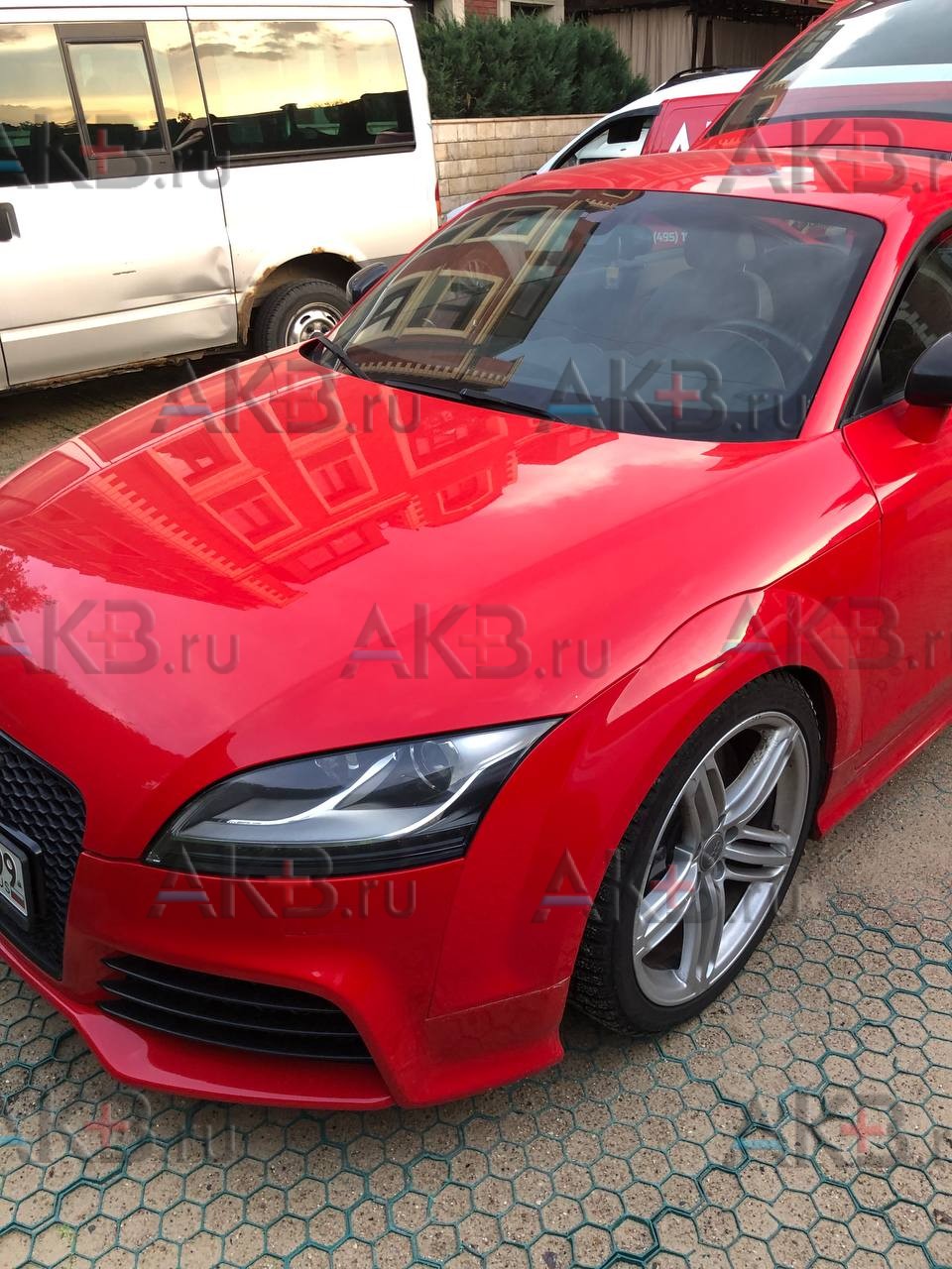 Замена аккумулятора на Audi TT RS 2009 – 2014 2.5 (340 л.с.)