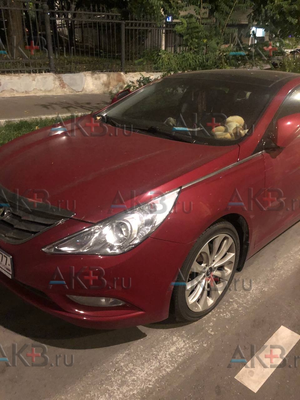 Замена аккумулятора на Hyundai Sonata VI (YF) 2009 - 2014 2.0 (150 л.с.)