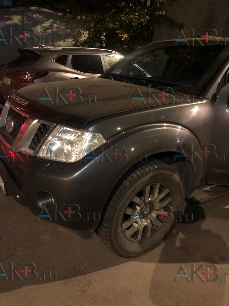 Замена аккумулятора на Nissan Pathfinder III Рестайлинг 2010 - 2014 2.5d (190 л.с.)