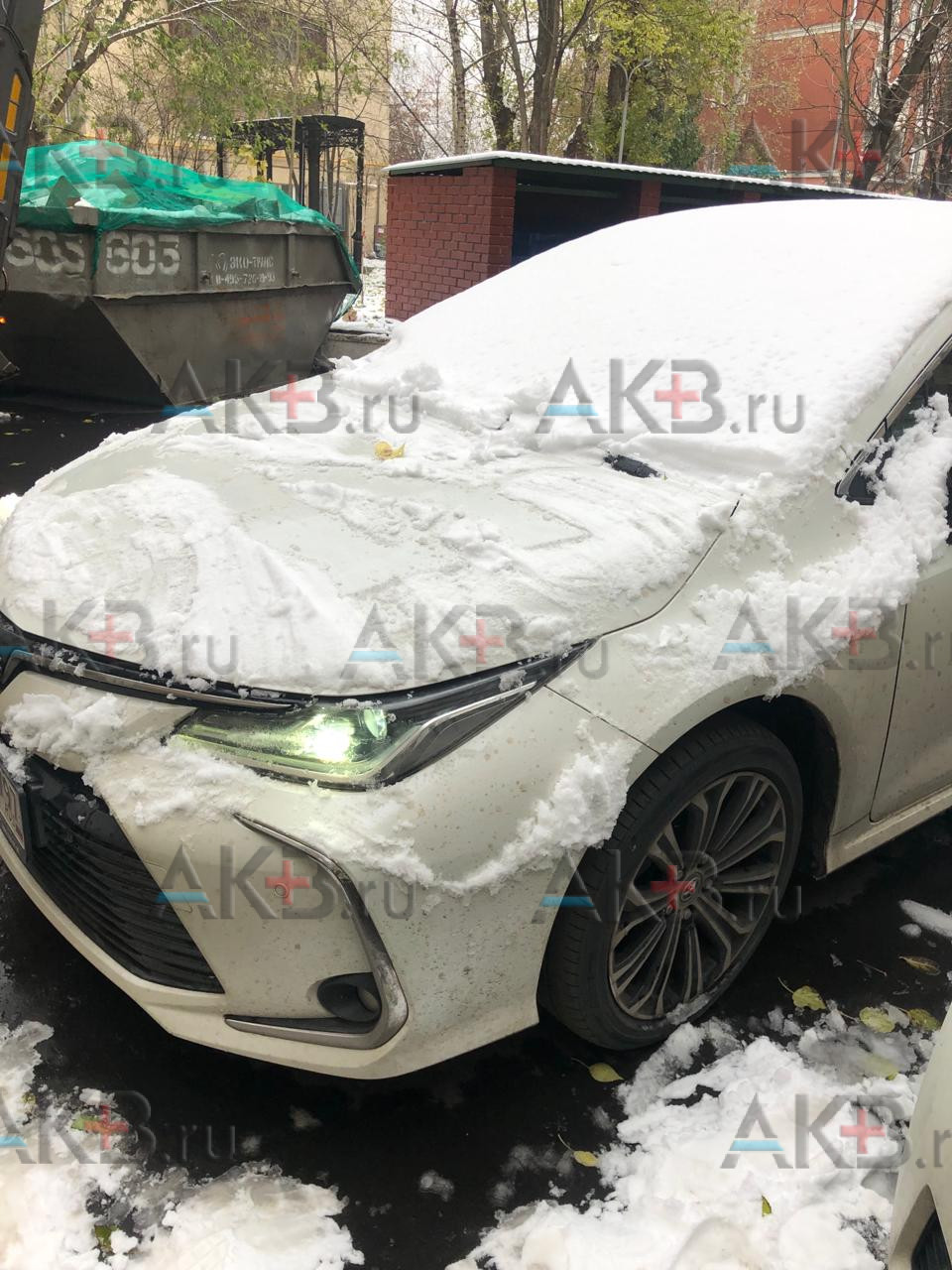 Замена аккумулятора на Toyota Corolla XII (E210) 2018 - н.в 1.2 (116 л.с.)