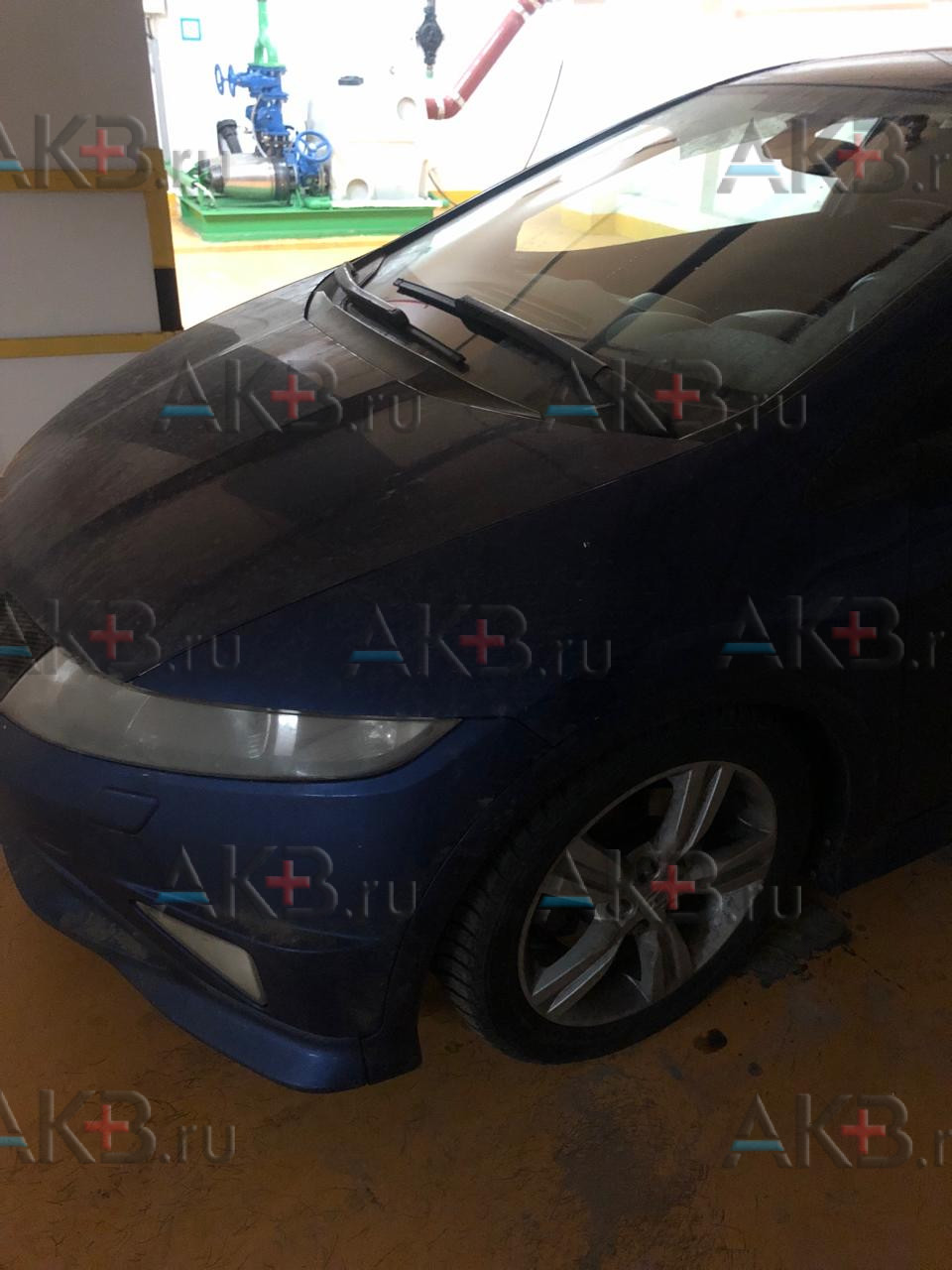 Замена аккумулятора на Honda Civic Type-R VIII 2006 - 2008 2.0 (201 л.с.)