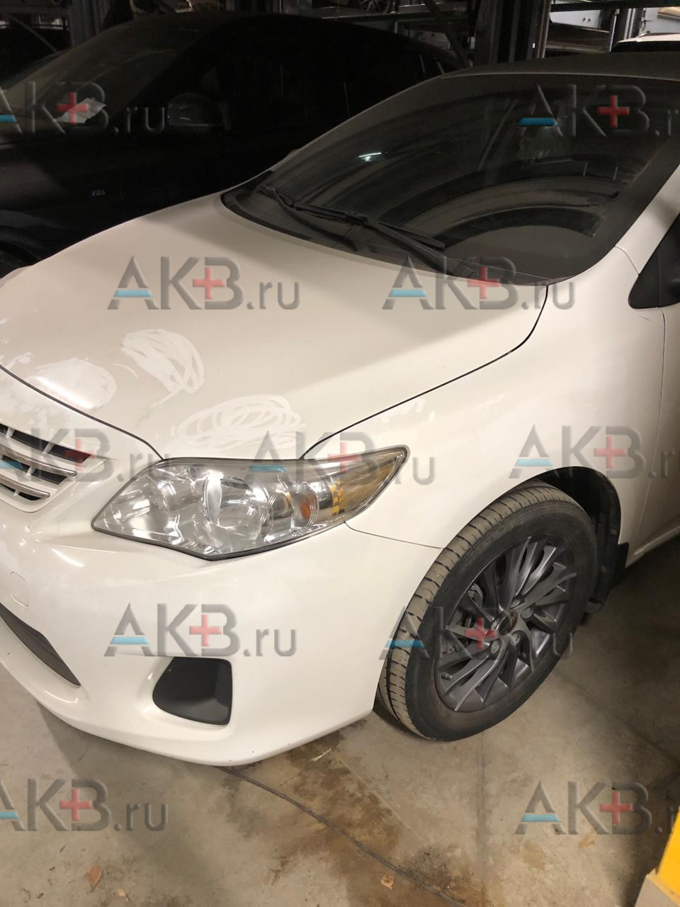 Замена аккумулятора на Toyota Corolla X (E140, E150) Рестайлинг 2010 - 2013 1.6 (124 л.с.)