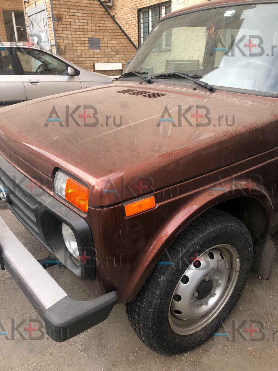 Замена аккумулятора на ВАЗ(Lada) 2121 (4x4) 1977 – н.в. 2121 1.6 (75 л.с.)