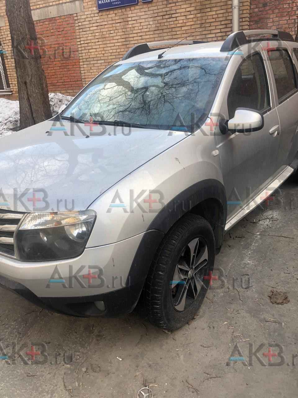Замена аккумулятора на Renault Duster I 2011 - 2015 1.5d (90 л.с.)
