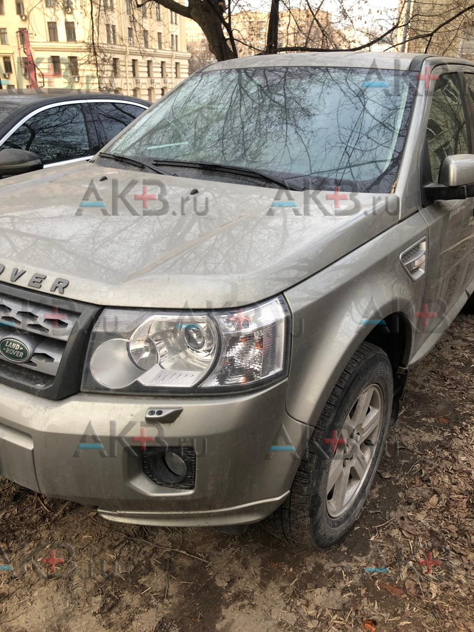 Замена аккумулятора на LandRover Freelander II Рестайлинг 2010 - 2012 2.2d (190 л.с.)