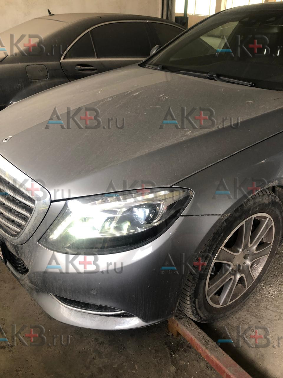 Замена аккумулятора на Mercedes-Benz S-klasse VI (W222, C217) 2013 - 2017 350 CDI BlueTEC 3.0d (258 л.с.)
