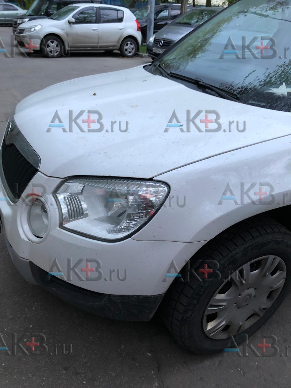 Замена аккумулятора на Skoda Yeti I 2009 - 2013 1.8 (152 л.с.)