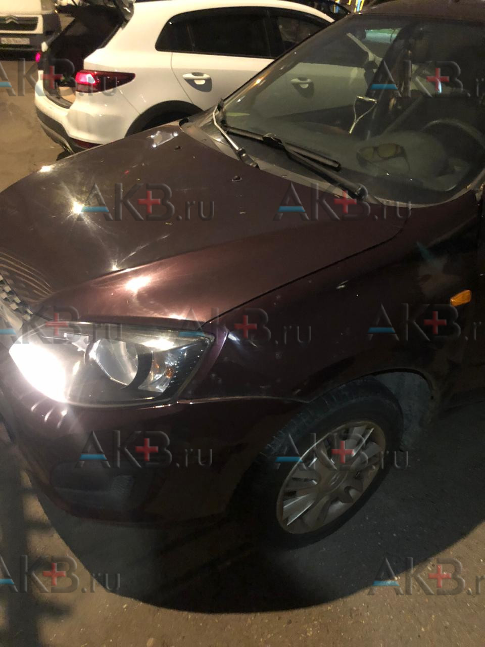 Замена аккумулятора на ВАЗ(Lada) Kalina II 2013 - н.в. 1.6 (106 л.с.)