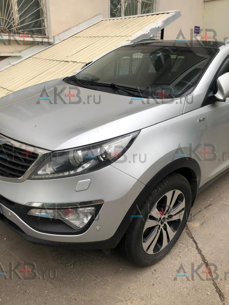 Замена аккумулятора на Kia Sportage III 2010 - 2014 2.0 (150 л.с.)