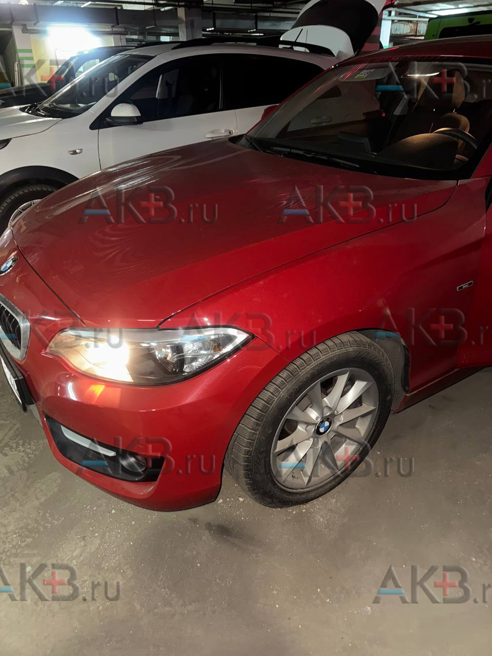 Замена аккумулятора на BMW 2er Active Tourer (F45) 2014 – 2018 220i 2.0 (192 л.с.)