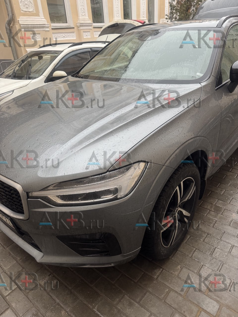 Замена аккумулятора на Volvo XC60 2017-2021 2.0 (249 л.с.)