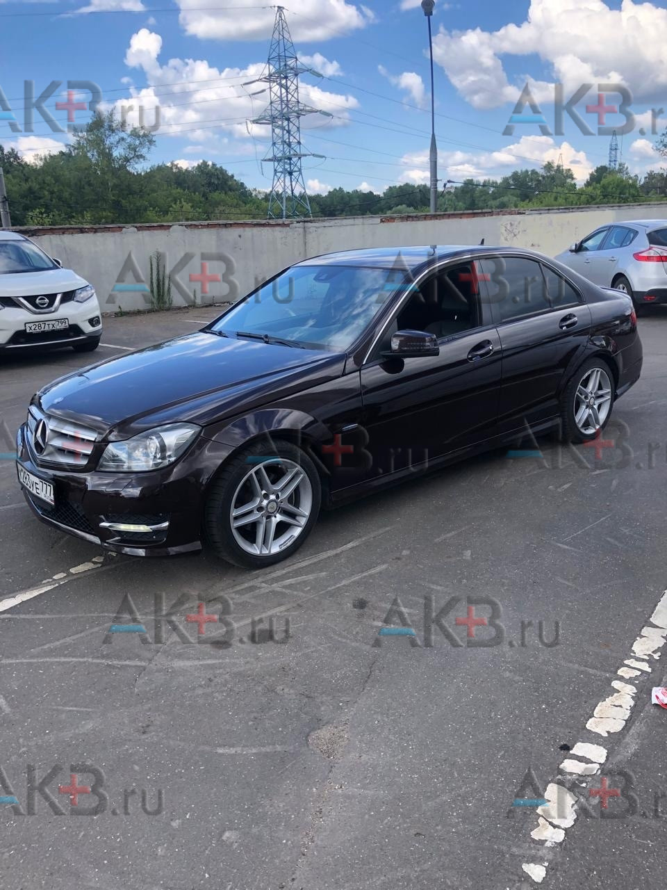 Замена аккумулятора на Mercedes-Benz C-klasse III (W204) Рестайлинг 2011 - 2014 200 1.8 (184 л.с.)