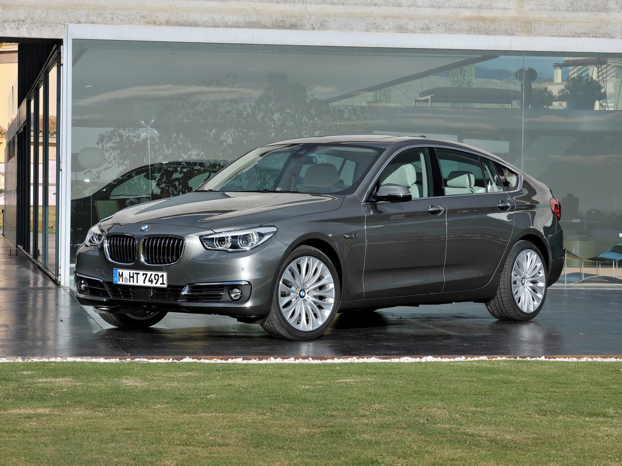 BMW 5er VI GT (F10/F11/F07) 2013 – 2017 530d 3.0d (258 л.с.)