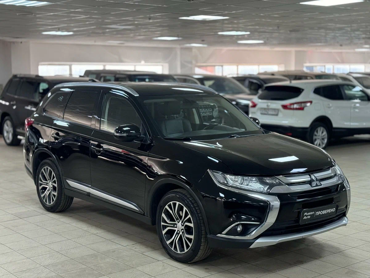 Mitsubishi Outlander III Рестайлинг 2 2015 - 2018 2.0 (146 л.с.)