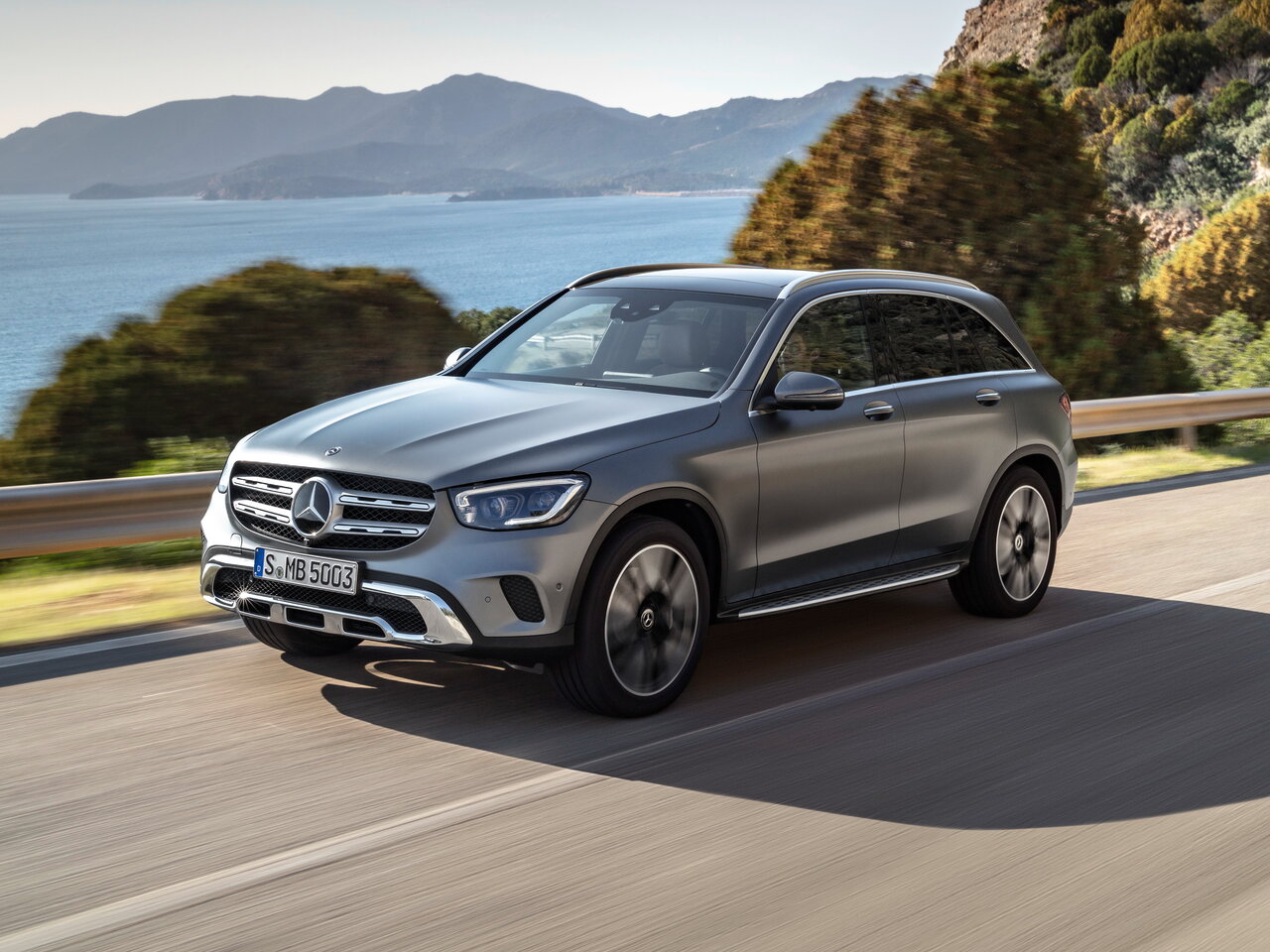 Mercedes-Benz GLC-klasse I (X253) рестайлинг 2019 - н.в. 300 2.0 (245 л.с.)