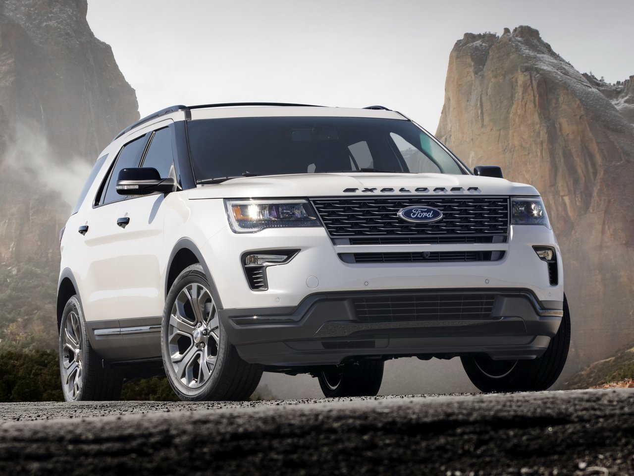 Ford Explorer V Рестайлинг 2 2017 - 2019 3.5 (249 л.с.)